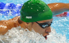 Le Clos stuns Phelps, wins Olympic gold