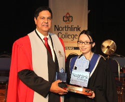 Northlink College Top Business student wins 2013 CEO award